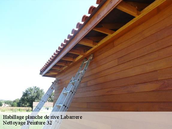 Habillage planche de rive  32250